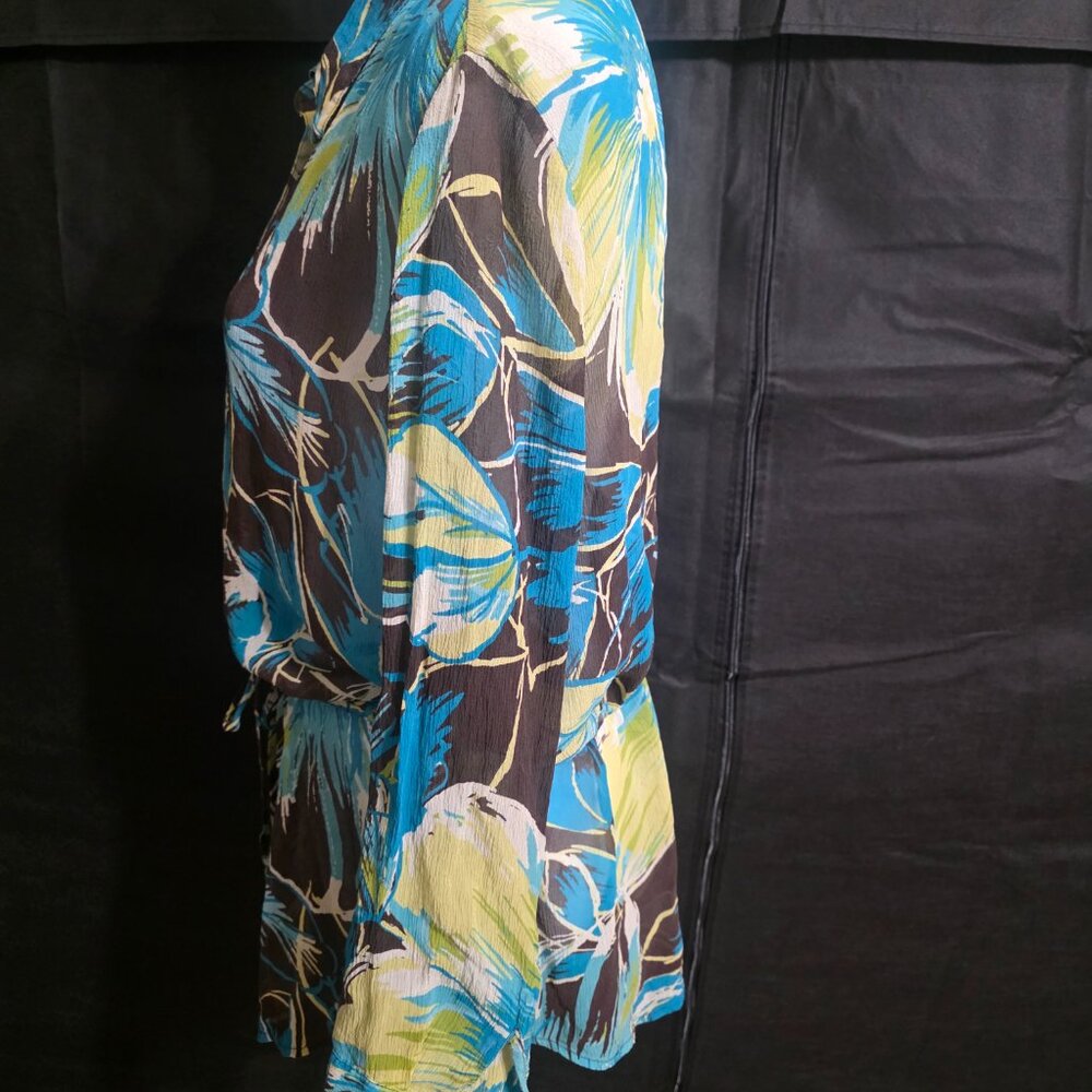 Chico’s 100% Silk Tropical Floral Button Front Blouse Size 3 (XL 12-14) - Picture 2 of 5